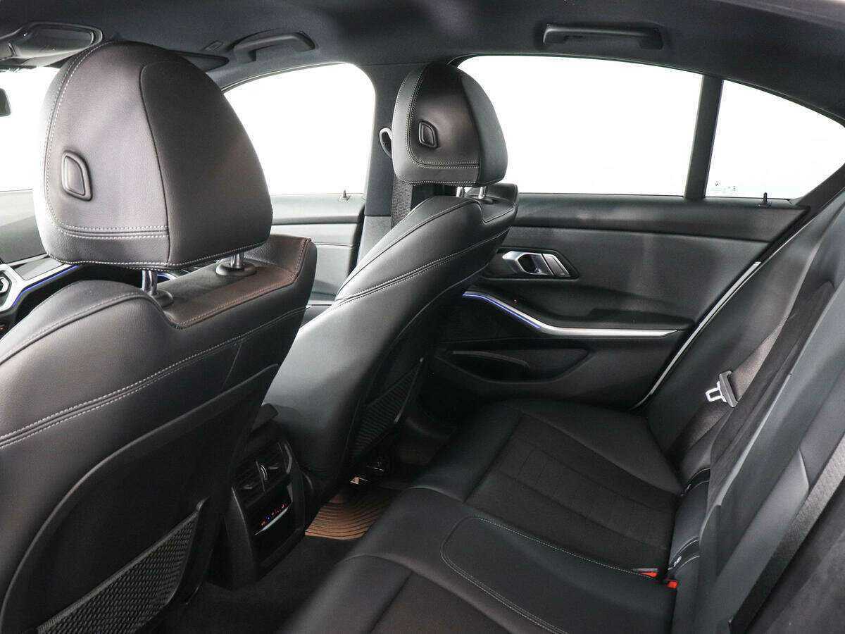 BMW 3 серии 320i xDrive, 2019 - 103 000 км. | Фото №8