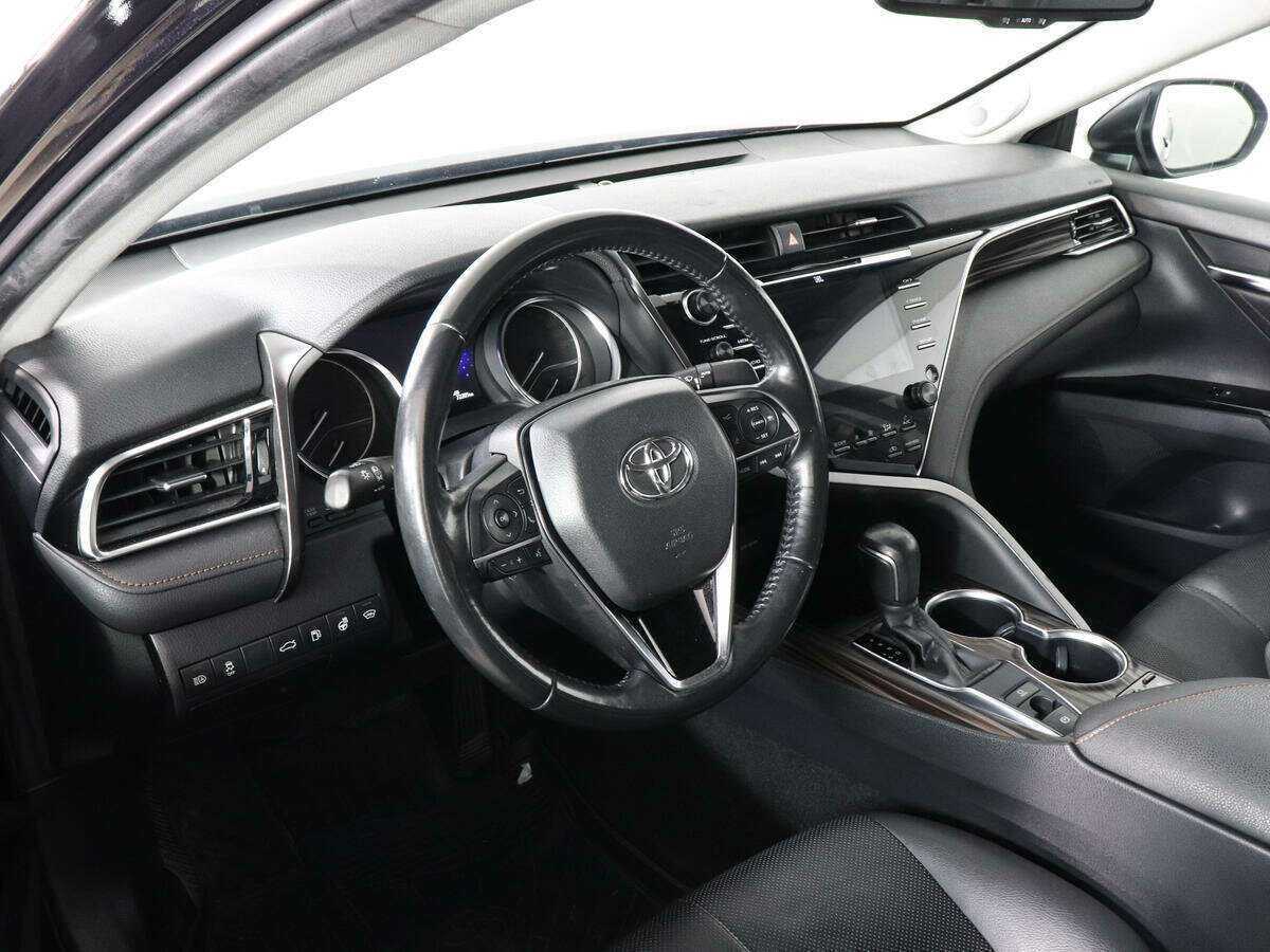 Toyota Camry, 2018 Фото №9