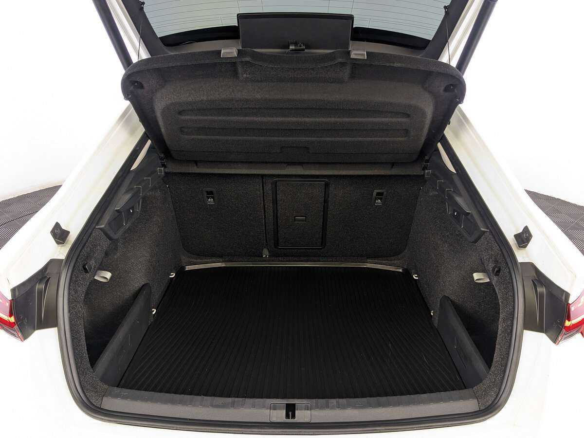 Skoda Octavia, 2021 Фото №9