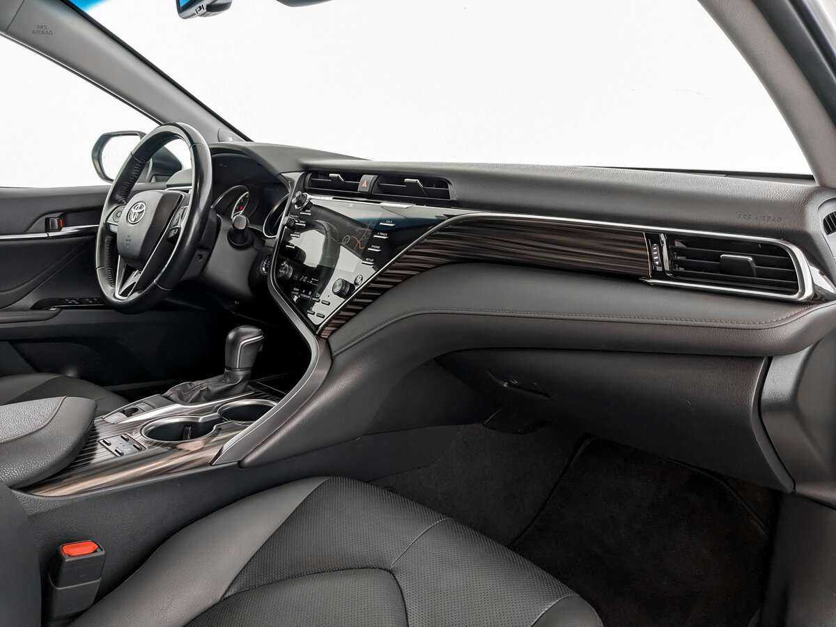 Toyota Camry, 2021 Фото №9