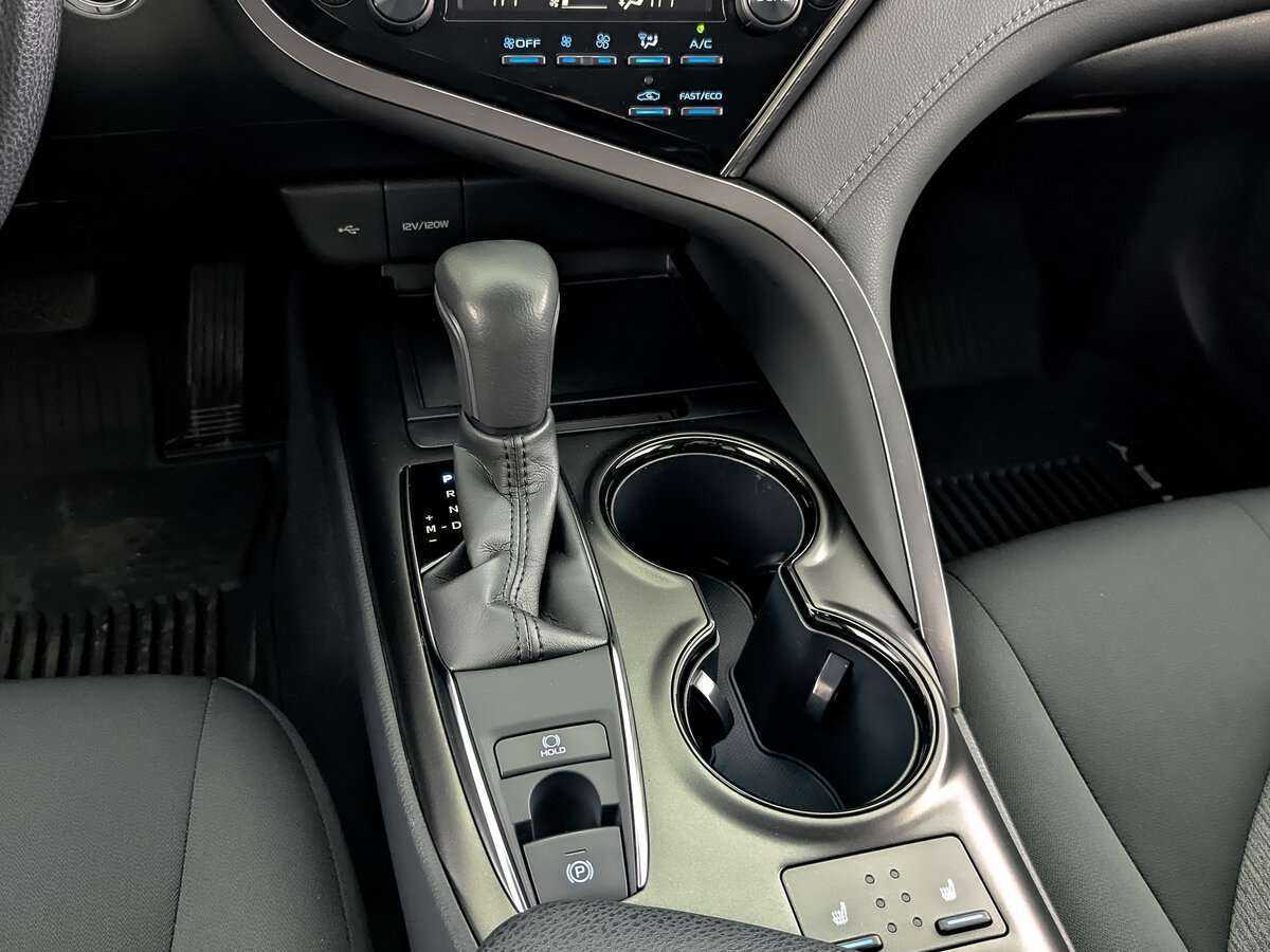 Toyota Camry, 2021 Фото №23