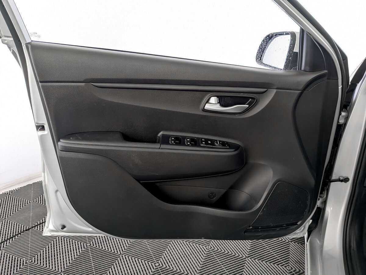 Kia Rio, 2021 Фото №15