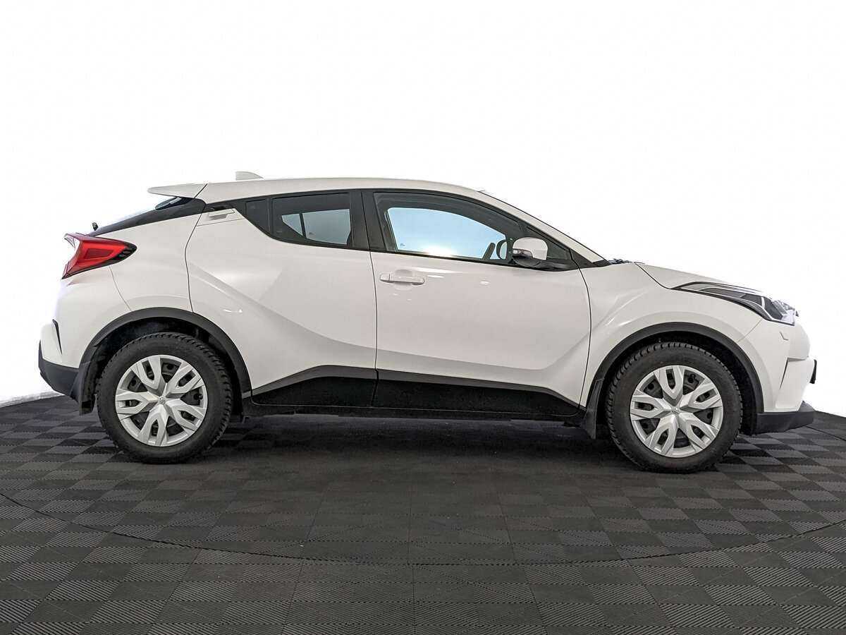 Toyota C-HR, 2019 - 36 982 км. | Фото №4