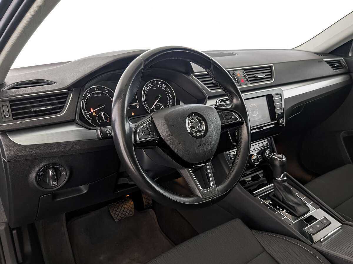Skoda Superb, 2019 Фото №11