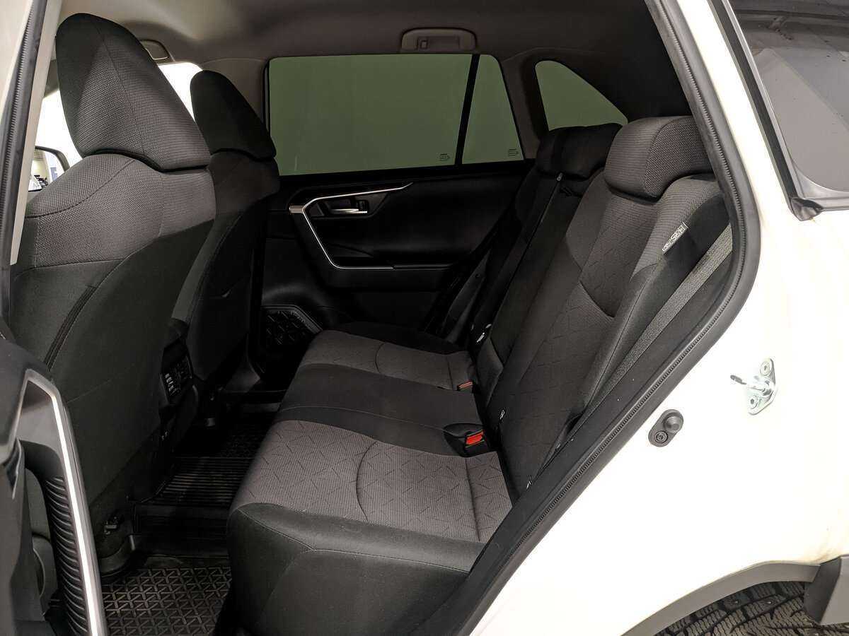 Toyota RAV4, 2021 Фото №14