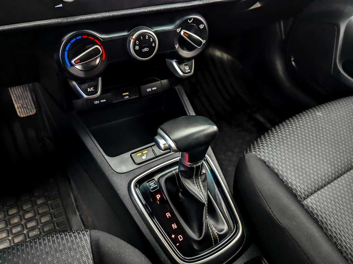 Kia Rio, 2020 Фото №20