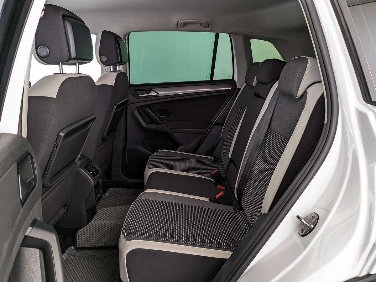 Volkswagen Tiguan, 2020 Фото №18
