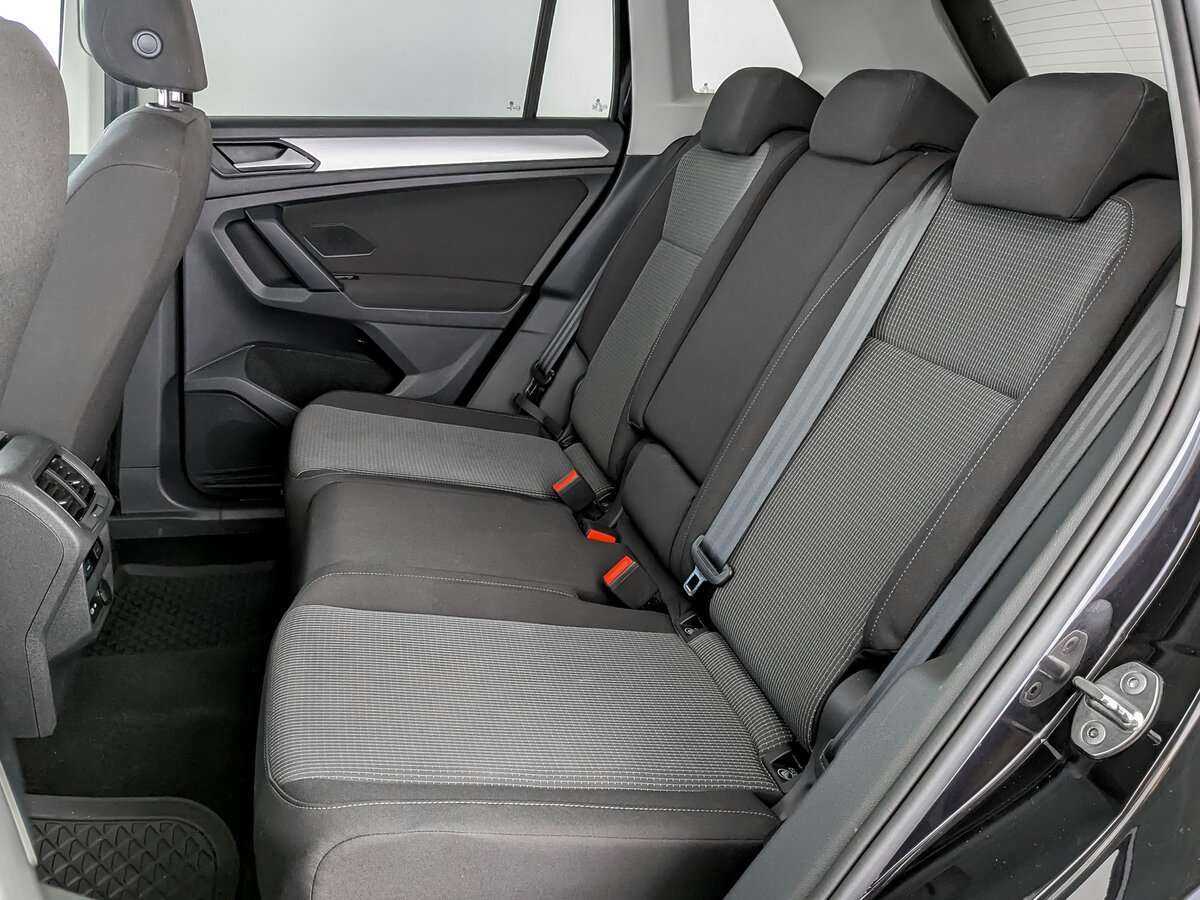 Volkswagen Tiguan, 2021 Фото №10