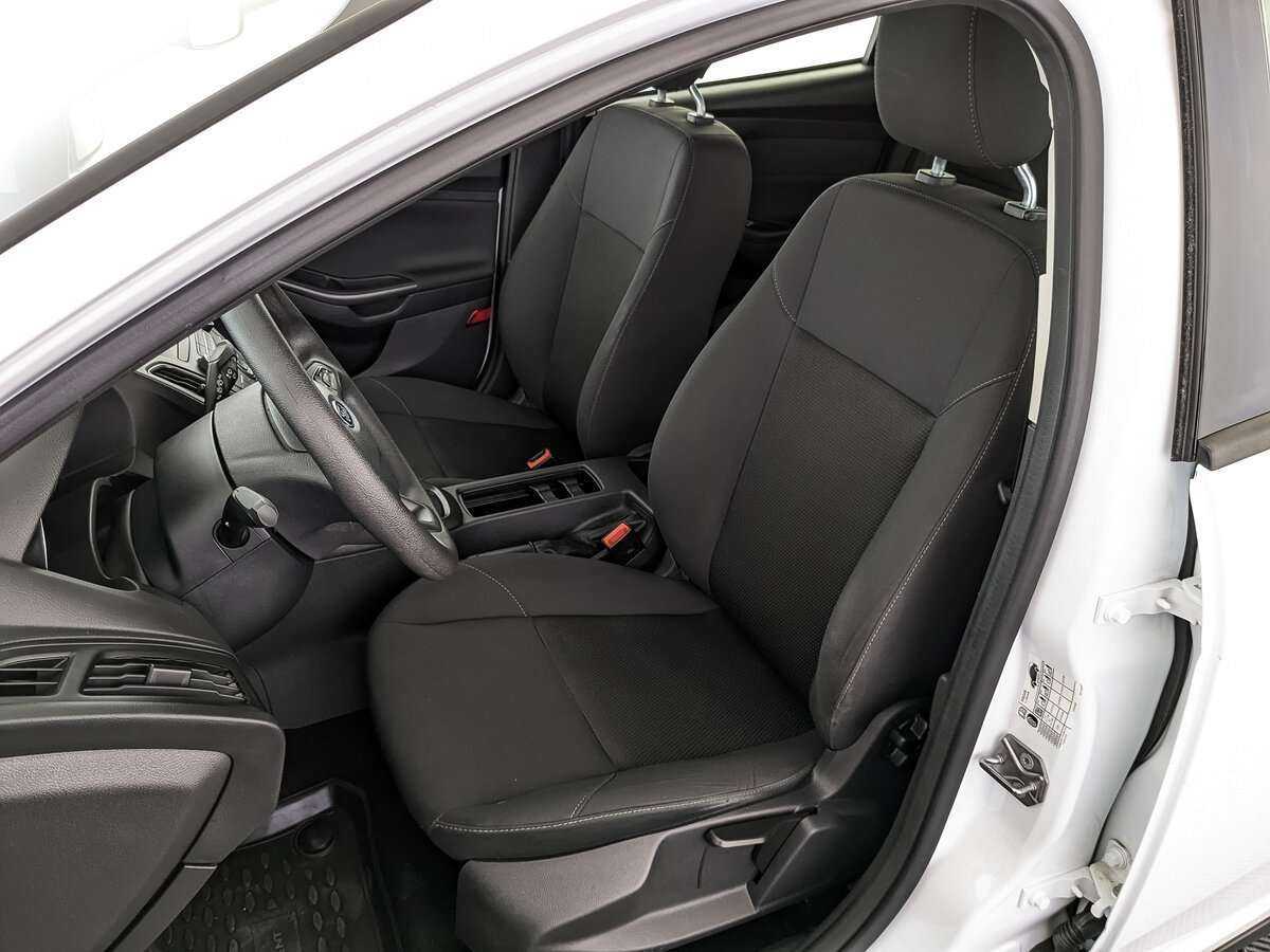 Ford Focus, 2018 Фото №16