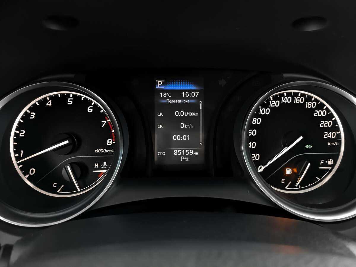 Toyota Camry, 2020 Фото №16