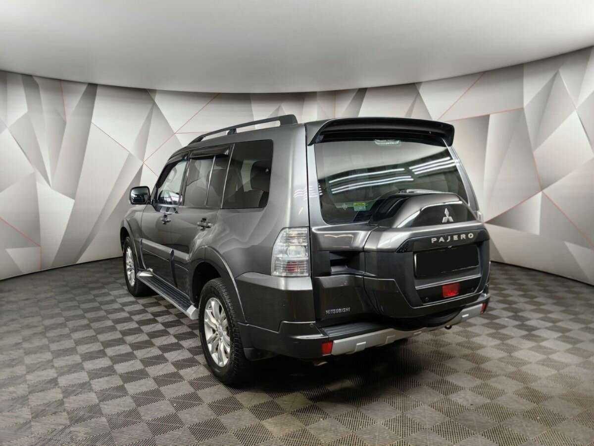 Mitsubishi Pajero, 2015 - 94 610 км. | Фото №4