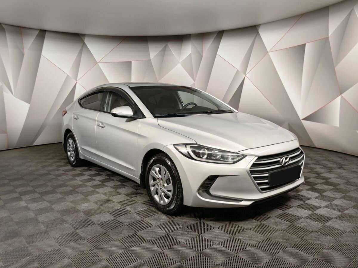 Hyundai Elantra, 2018 Фото №2