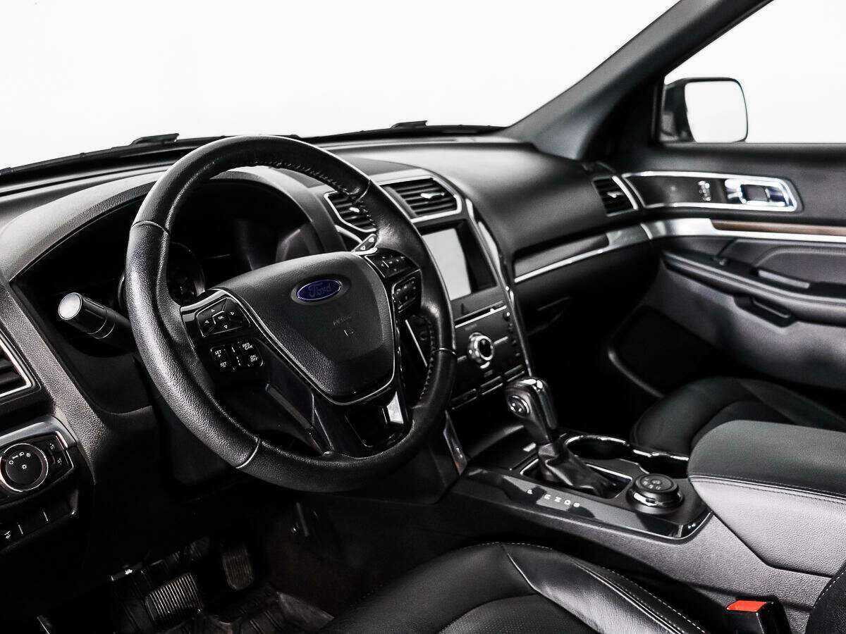 Ford Explorer, 2018 Фото №9