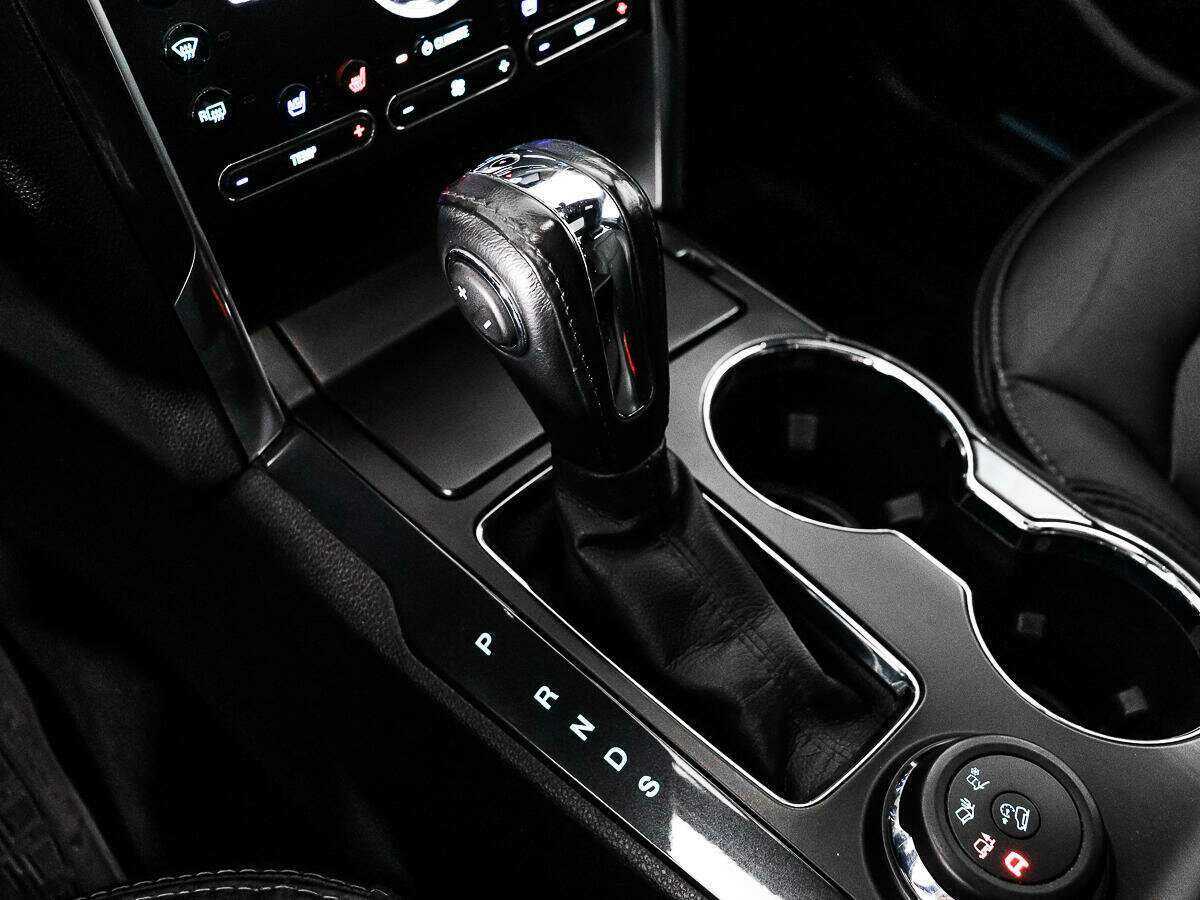 Ford Explorer, 2018 Фото №11