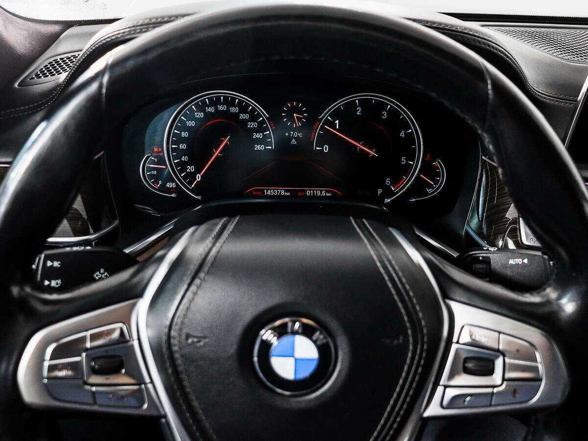 BMW 7 серии 730d xDrive, 2016 Фото №22