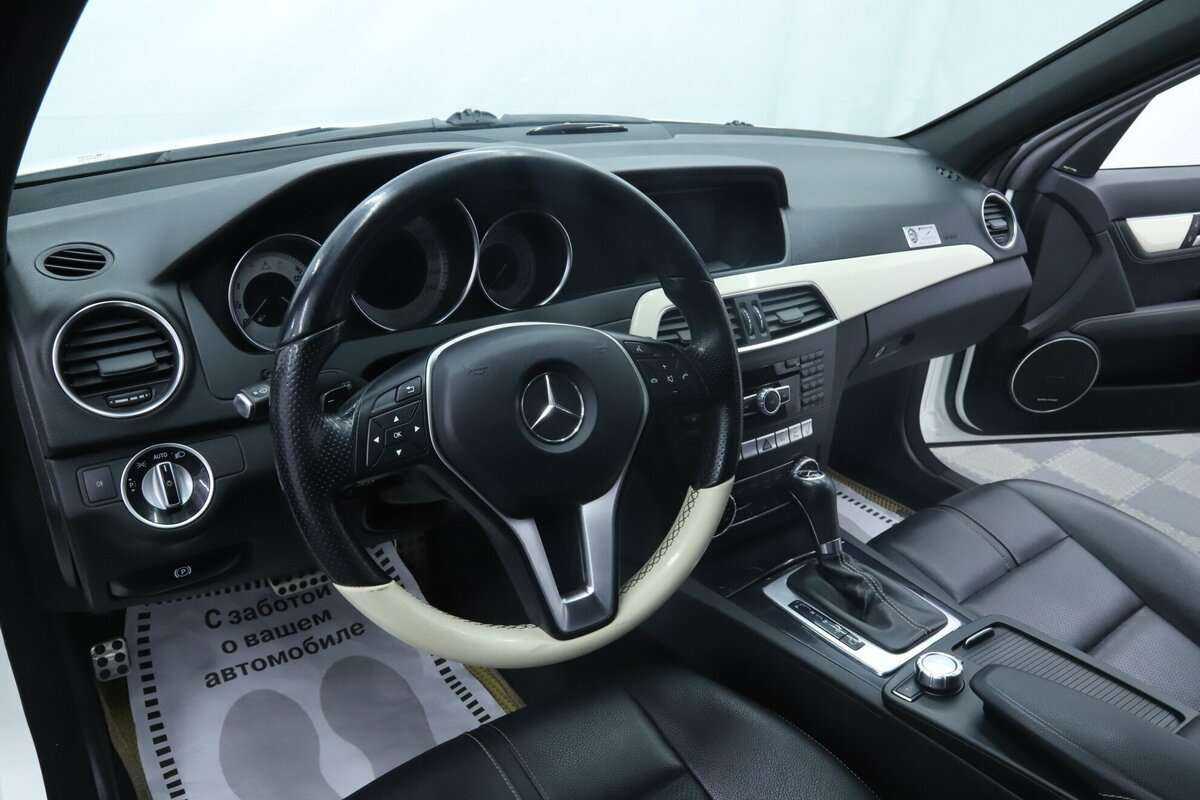 Mercedes-Benz C-Класс 180, 2014 Фото №9