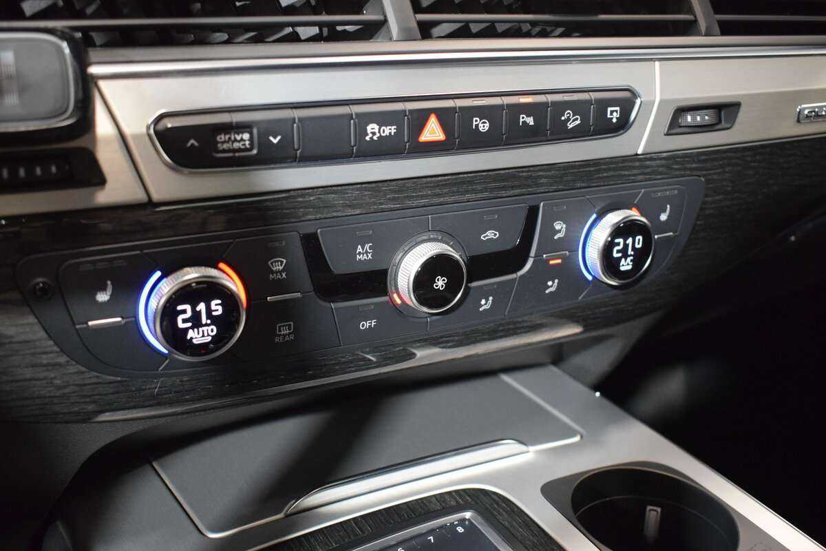 Audi Q7, 2016 Фото №21