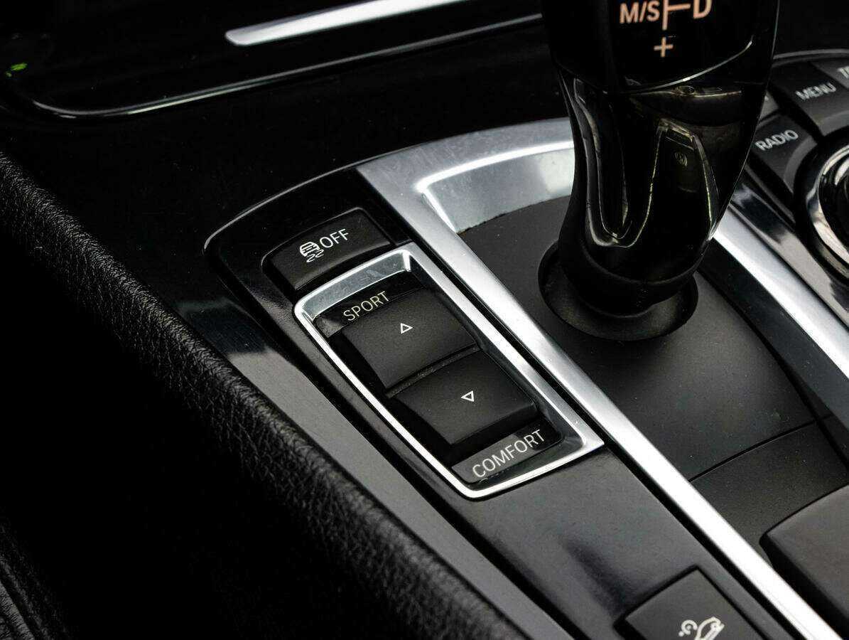 BMW 5 серии Gran Turismo 530d xDrive, 2012 Фото №20