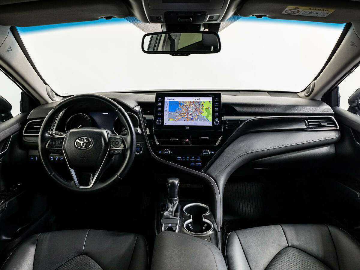 Toyota Camry, 2021 Фото №11