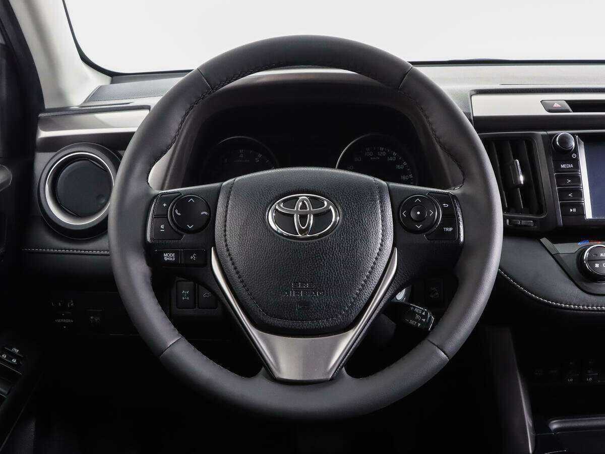 Toyota RAV4, 2017 Фото №10