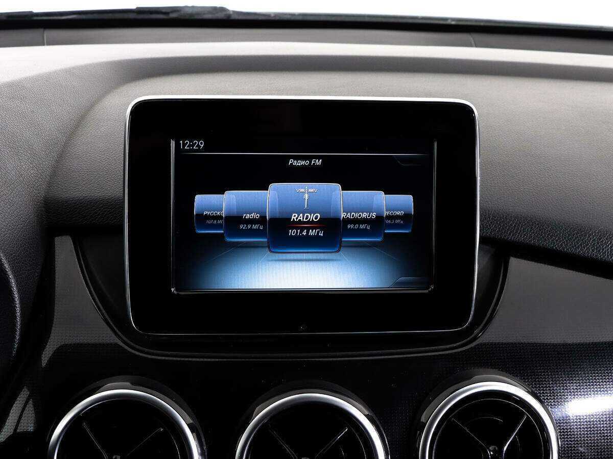 Mercedes-Benz B-Класс 180, 2015 Фото №16