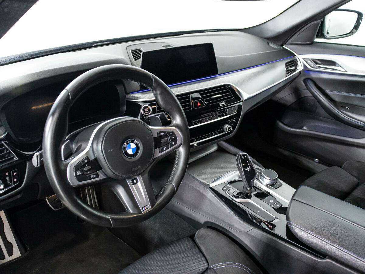 BMW 5 серии 520d xDrive, 2018 Фото №10