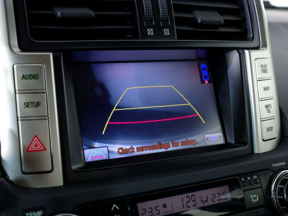 Toyota Land Cruiser Prado, 2013 Фото №19