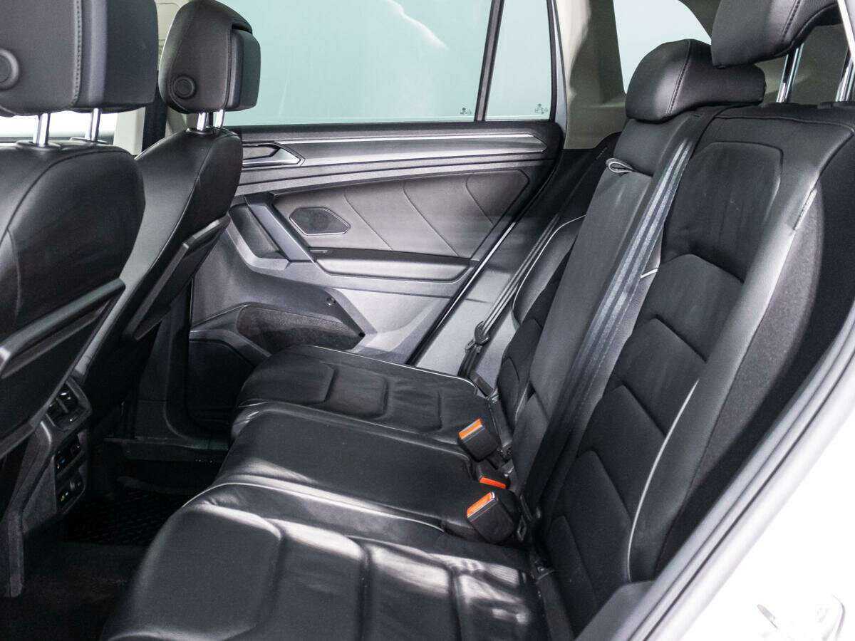 Volkswagen Tiguan, 2019 Фото №11