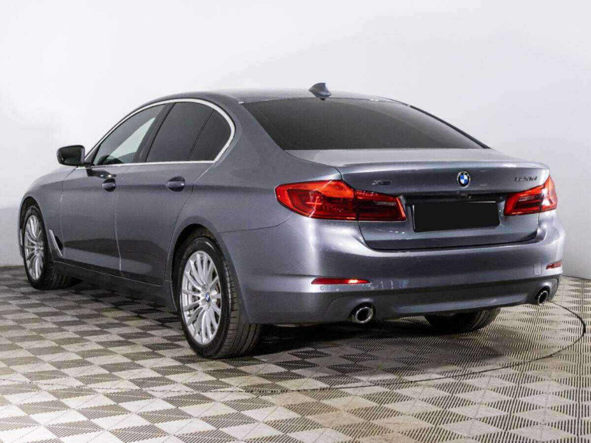 BMW 5 серии 520d xDrive, 2019 Фото №7