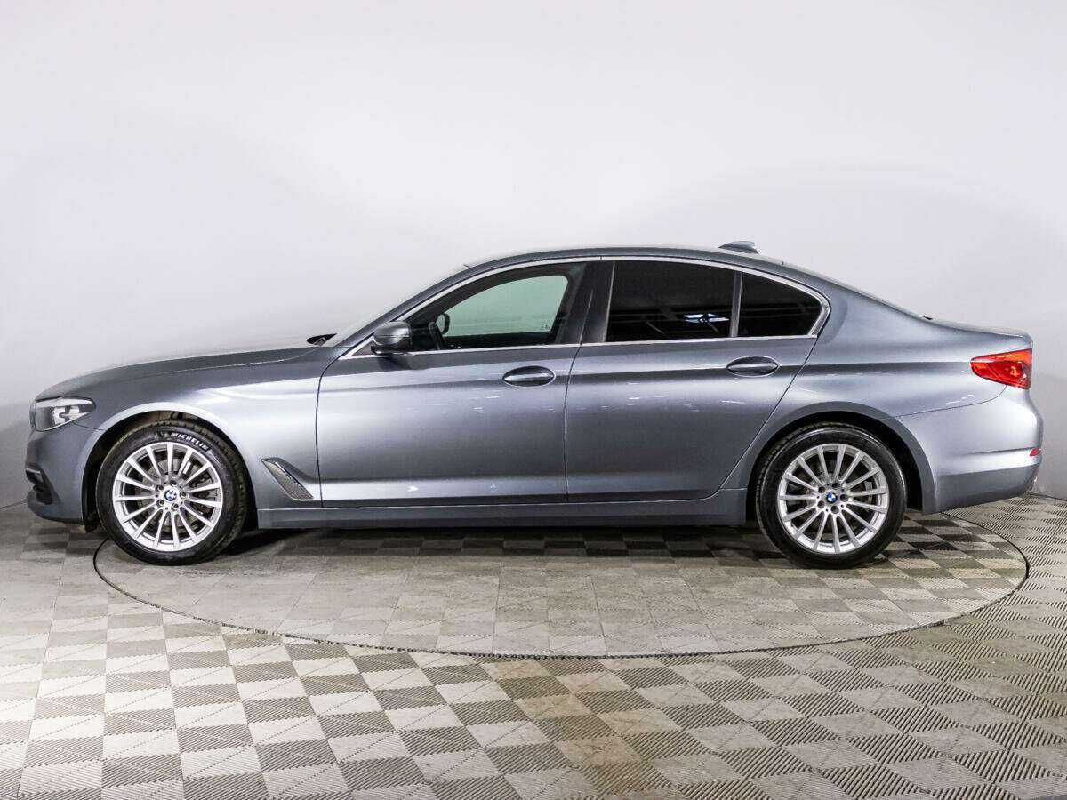 BMW 5 серии 520d xDrive, 2019 Фото №8