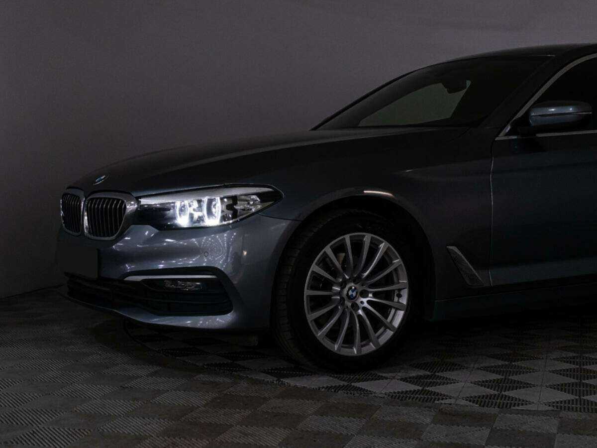 BMW 5 серии 520d xDrive, 2019 Фото №26