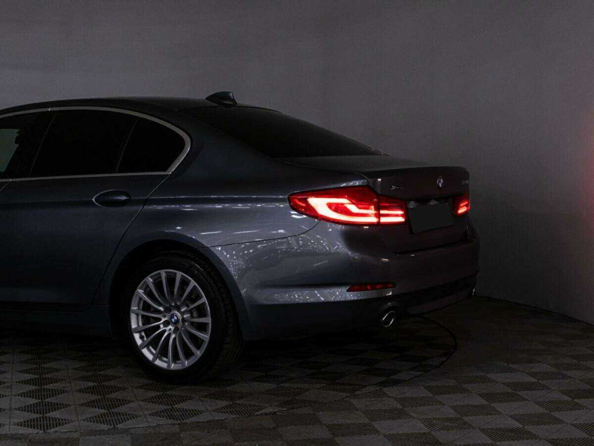 BMW 5 серии 520d xDrive, 2019 Фото №29