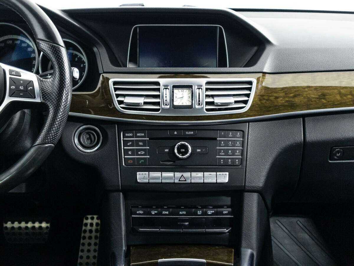 Mercedes-Benz E-Класс 200, 2015 Фото №14