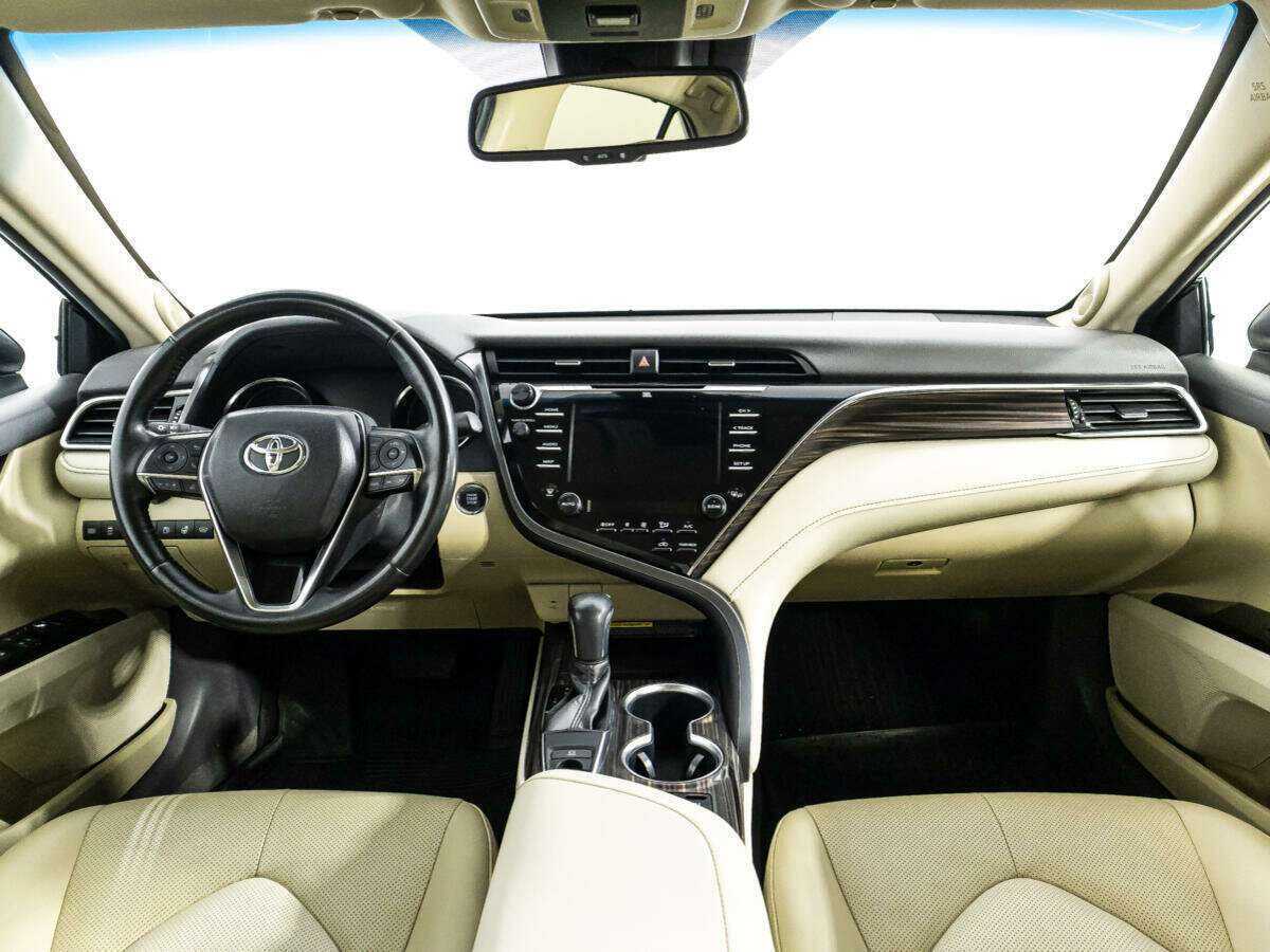 Toyota Camry, 2018 Фото №13