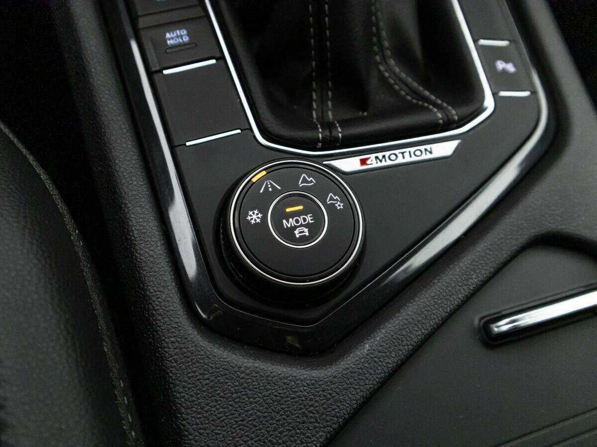 Volkswagen Tiguan, 2021 Фото №19