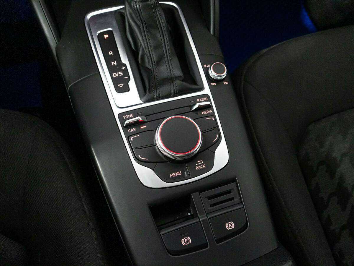 Audi A3, 2015 Фото №16