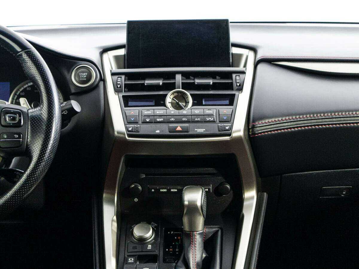 Lexus NX 200t, 2015 Фото №14