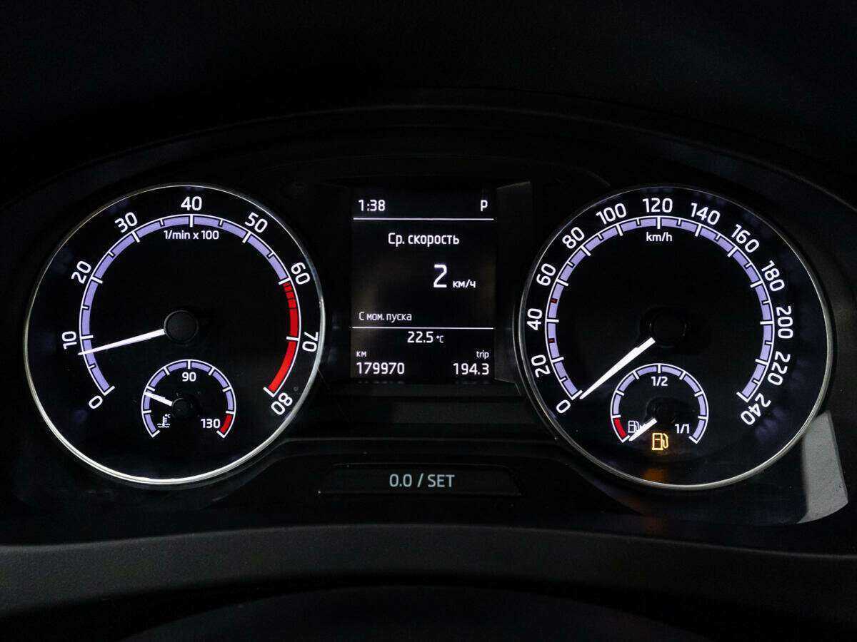 Skoda Rapid, 2017 Фото №12