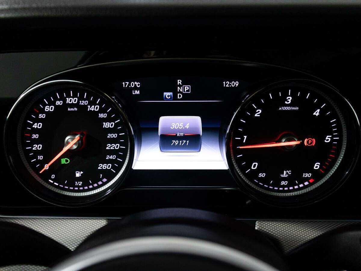 Mercedes-Benz E-Класс 200 d, 2019 Фото №12