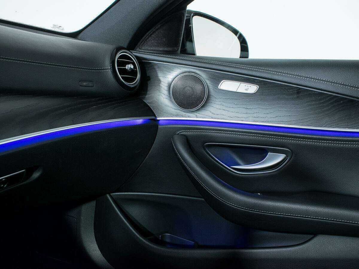 Mercedes-Benz E-Класс 200, 2018 Фото №15