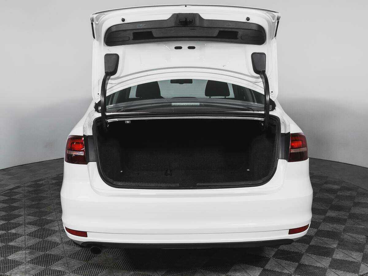 Volkswagen Jetta, 2016 Фото №17