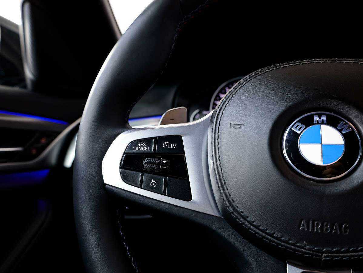 BMW 5 серии 520d xDrive, 2019 Фото №17