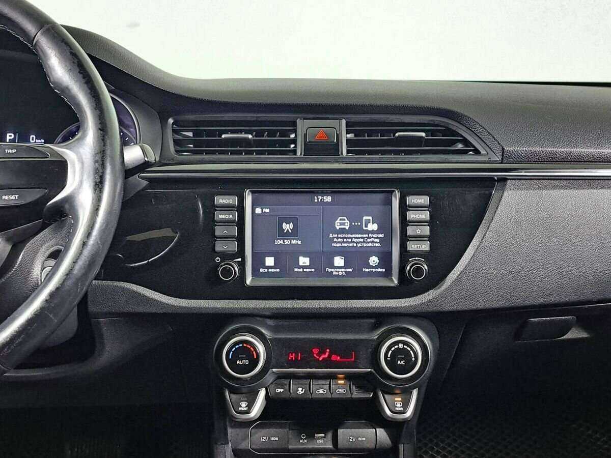 Kia Rio, 2018 Фото №11