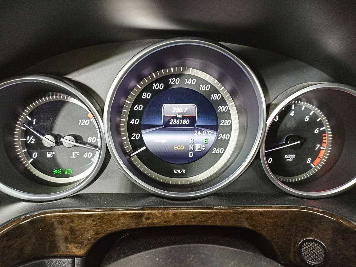 Mercedes-Benz E-Класс 200, 2013 Фото №11