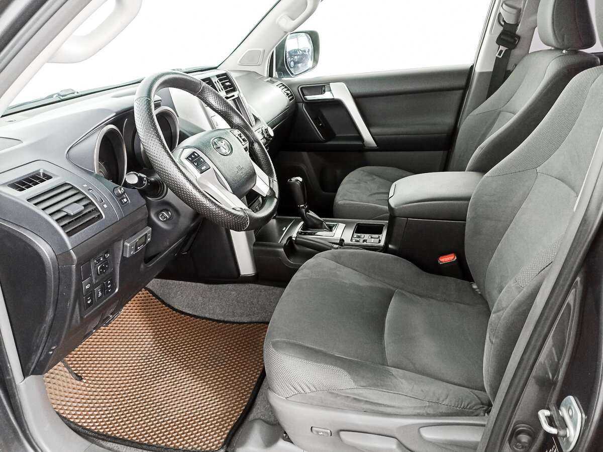Toyota Land Cruiser Prado, 2012 Фото №12