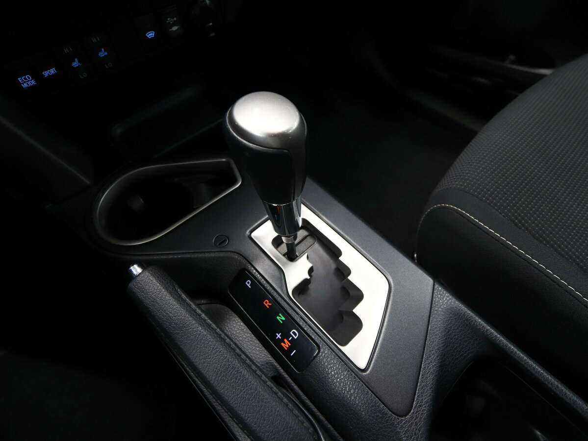 Toyota RAV4, 2017 Фото №15