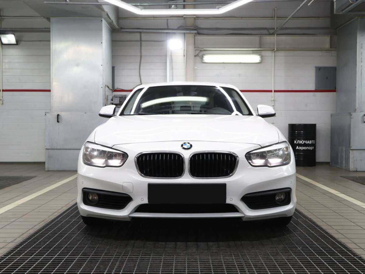 BMW 1 серии 118i, 2016 - 87 000 км. | Фото №3