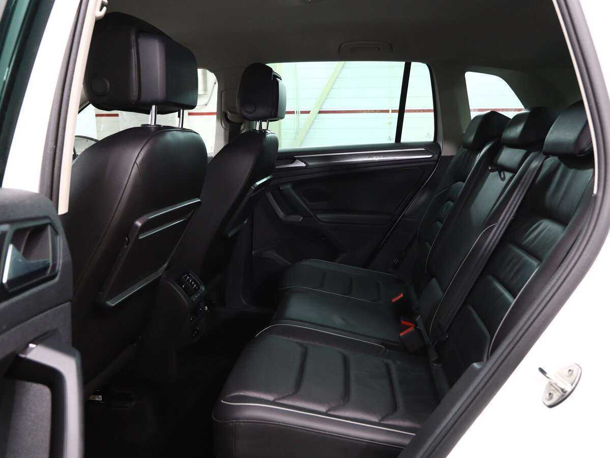 Volkswagen Tiguan, 2019 Фото №12