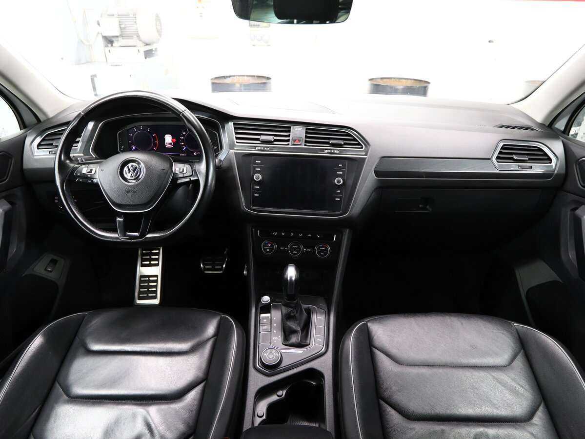 Volkswagen Tiguan, 2019 Фото №16