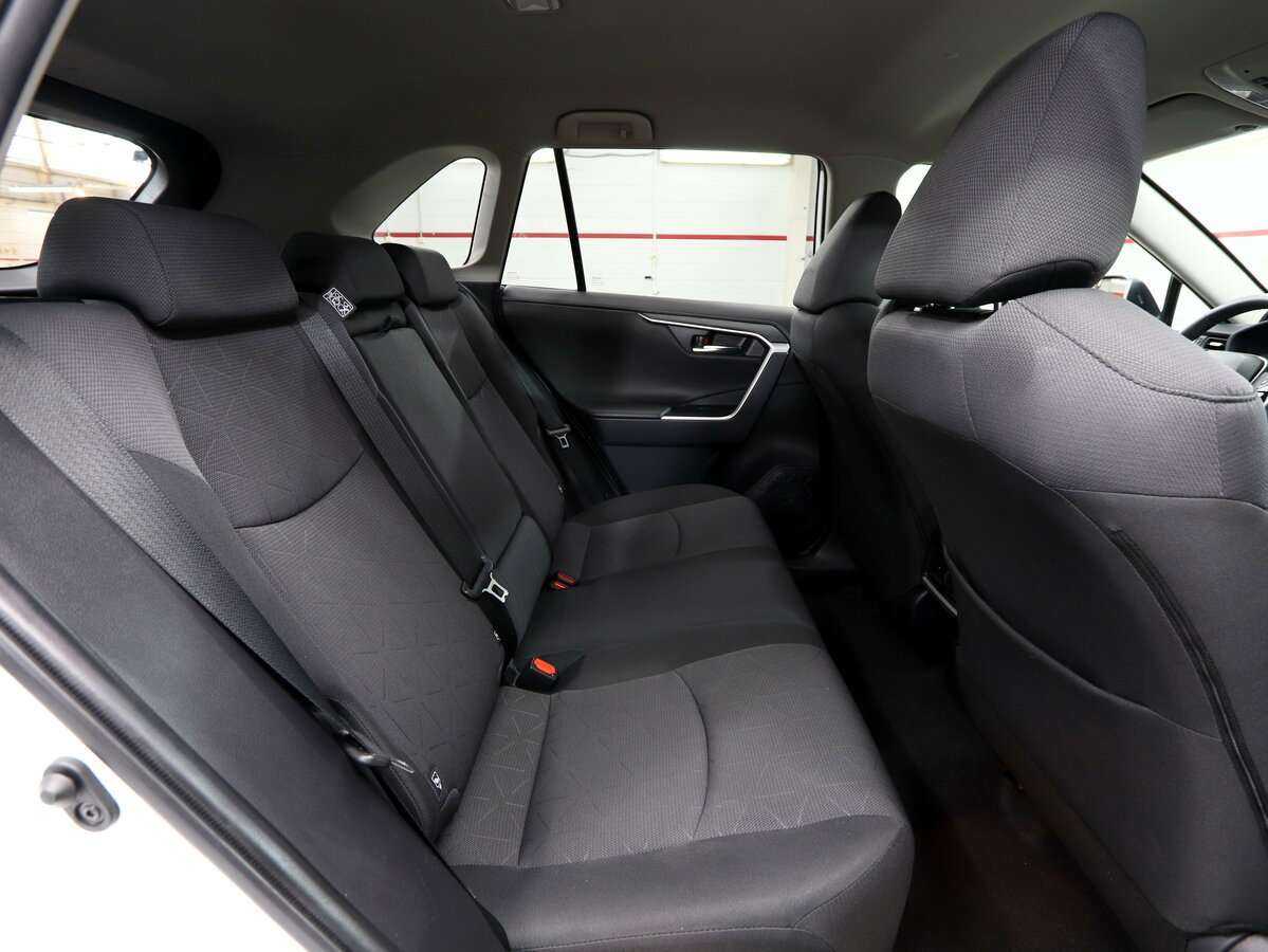 Toyota RAV4, 2021 Фото №19